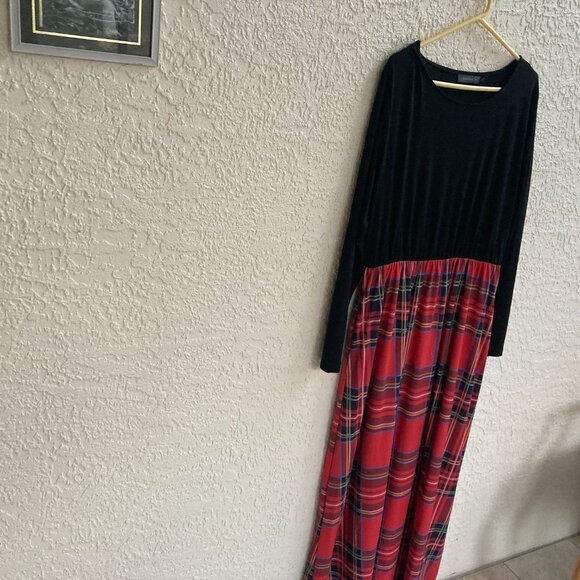 Holiday Hostess Dress Maxi 2X Red Plaid Black Bodice Long Sleeve Modest Merokeet - Picture 6 of 7